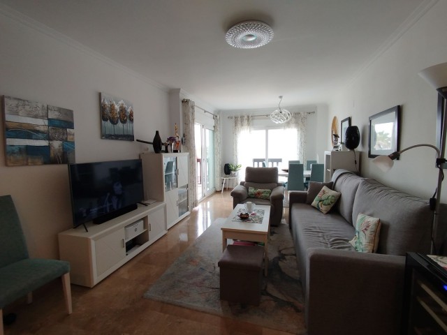 2 Bedrooms Apartment in Calahonda