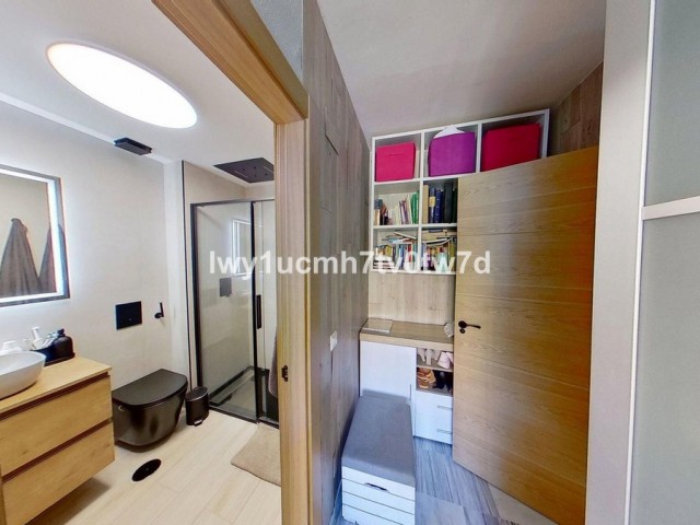 Apartamento con 3 Dormitorios  en Arroyo de la Miel