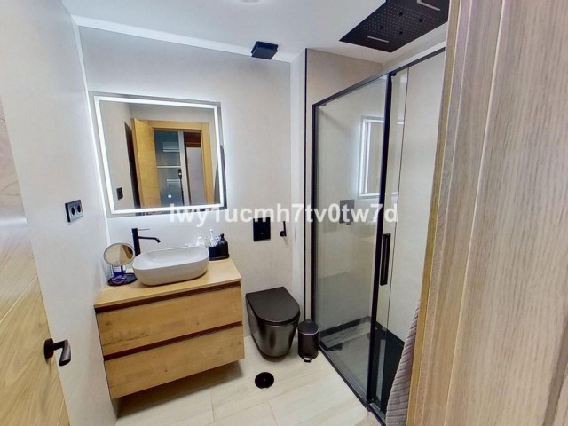 Apartamento con 3 Dormitorios  en Arroyo de la Miel