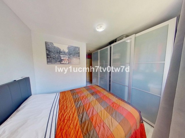 Apartamento con 3 Dormitorios  en Arroyo de la Miel
