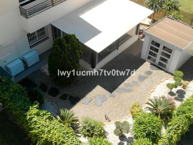 Apartamento con 3 Dormitorios  en Arroyo de la Miel