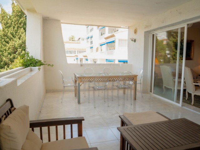4 Bedrooms Apartment in Puerto Banús