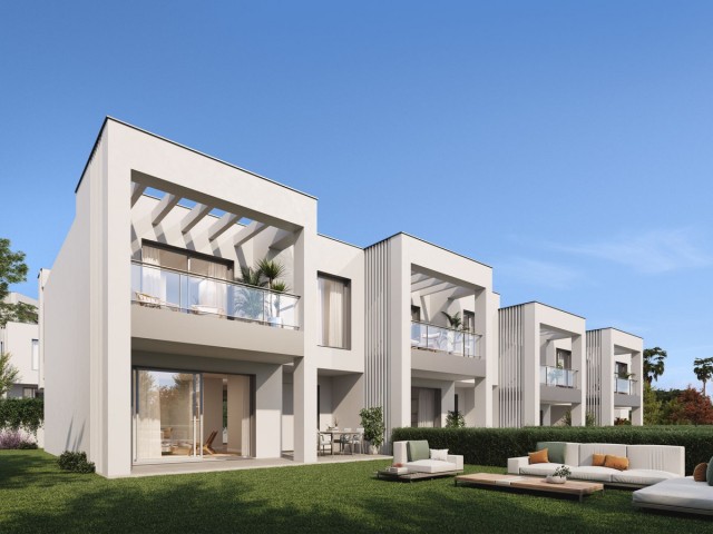 3 Bedrooms Townhouse in Elviria