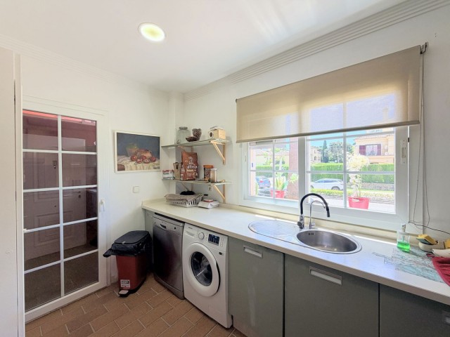 4 Bedrooms Townhouse in Sotogrande