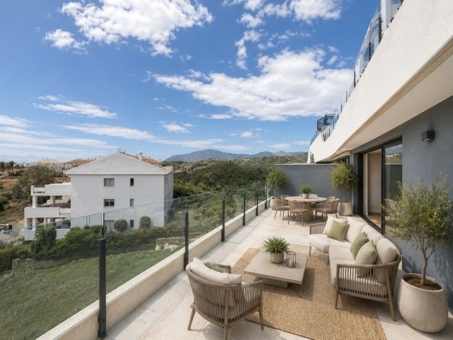 Appartement avec 3 Chambres  à Estepona