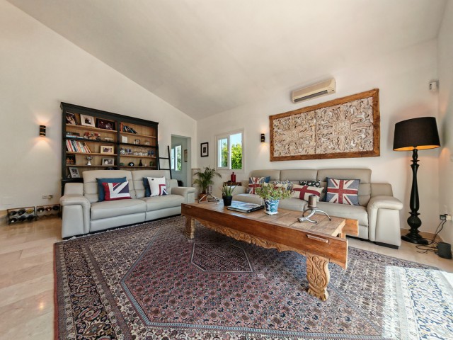 3 Bedrooms Villa in Calahonda