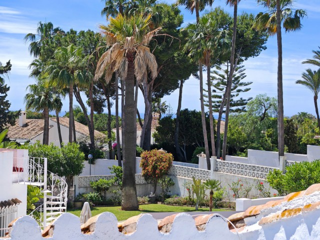 3 Bedrooms Villa in Calahonda