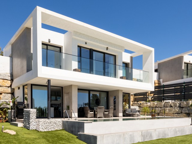 Villa avec 4 Chambres  à Valle Romano