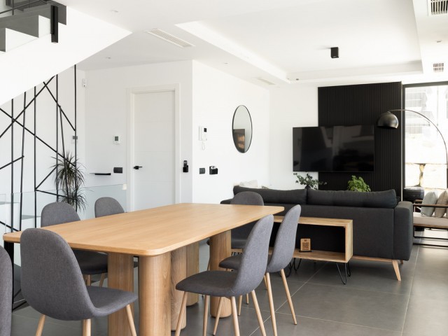 Villa avec 4 Chambres  à Valle Romano