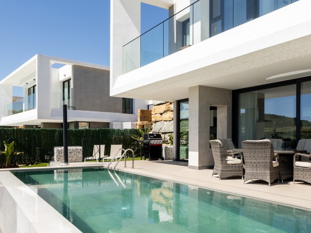 Villa avec 4 Chambres  à Valle Romano