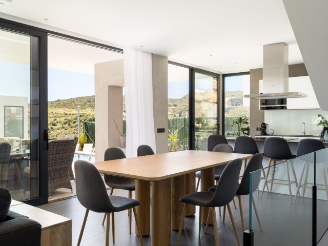 4 Bedrooms Villa in Valle Romano