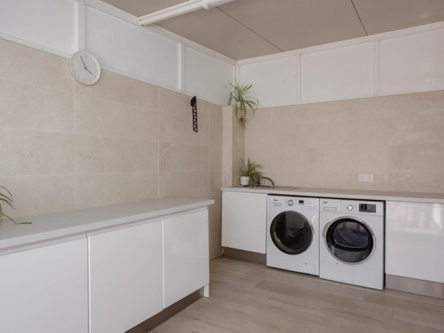 3 Bedrooms Villa in Los Pacos
