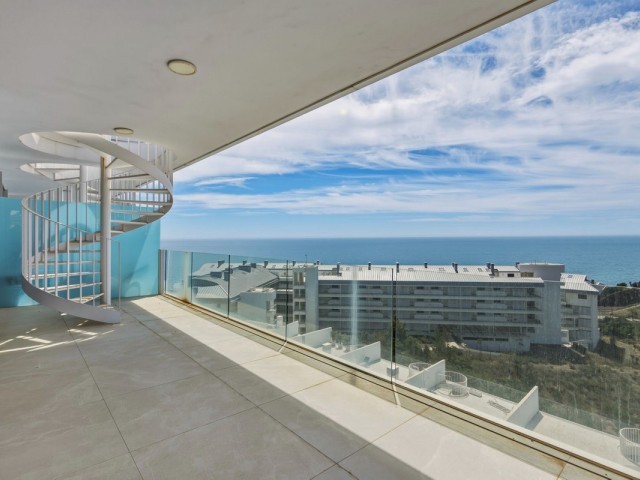 2 Bedrooms Apartment in Fuengirola