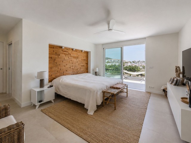 5 Bedrooms Villa in Torrequebrada