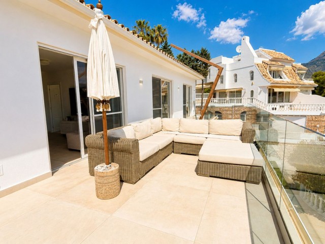 5 Bedrooms Villa in Torrequebrada