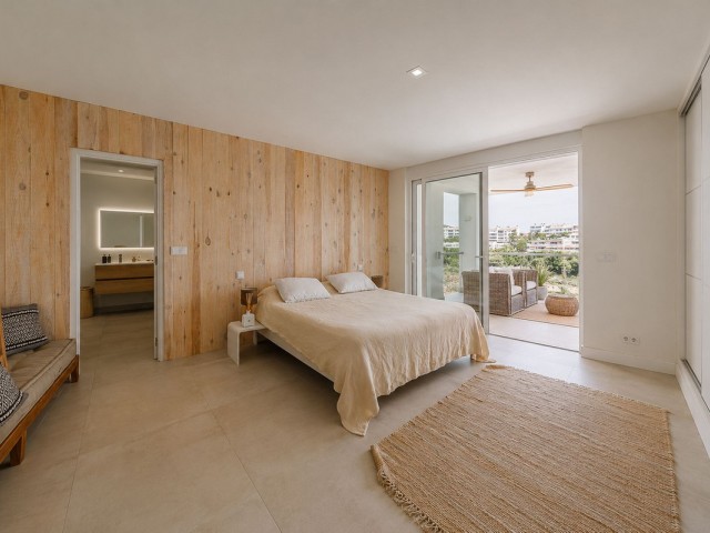 5 Bedrooms Villa in Torrequebrada