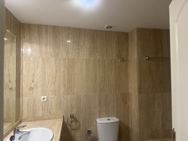 2 Bedrooms Apartment in Elviria