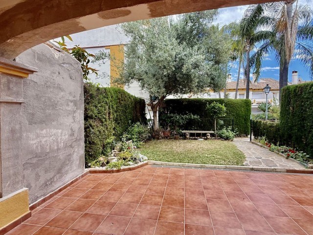 4 Schlafzimmer Reihenhaus in Puerto Banús