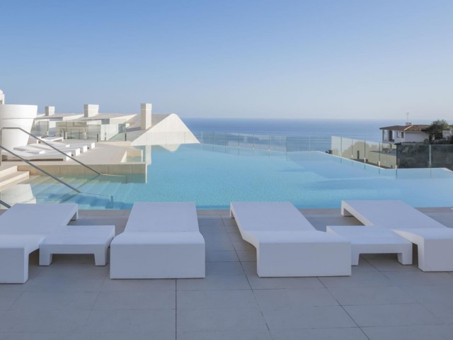 3 Bedrooms Apartment in Benalmadena