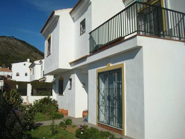 3 Bedrooms Townhouse in Mijas