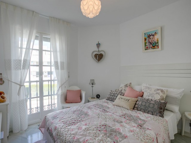 Maison mitoyenne avec 3 Chambres  à Bel Air