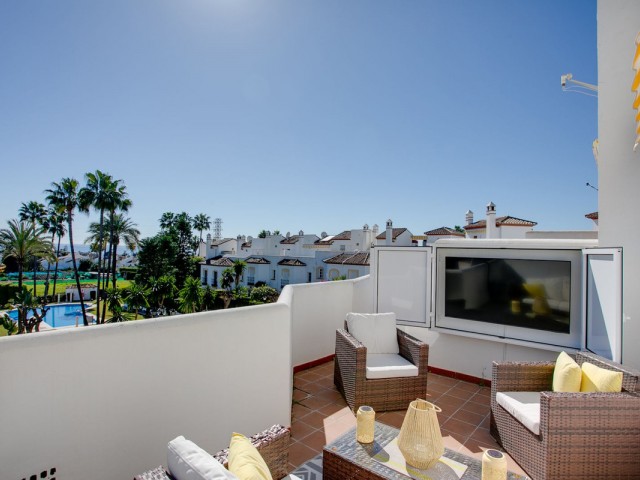 Maison mitoyenne avec 3 Chambres  à Bel Air