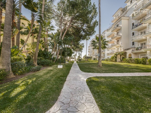 3 Bedrooms Apartment in Puerto Banús