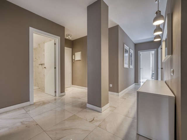 3 Bedrooms Apartment in Puerto Banús