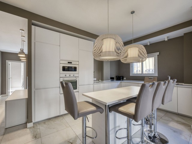 3 Bedrooms Apartment in Puerto Banús