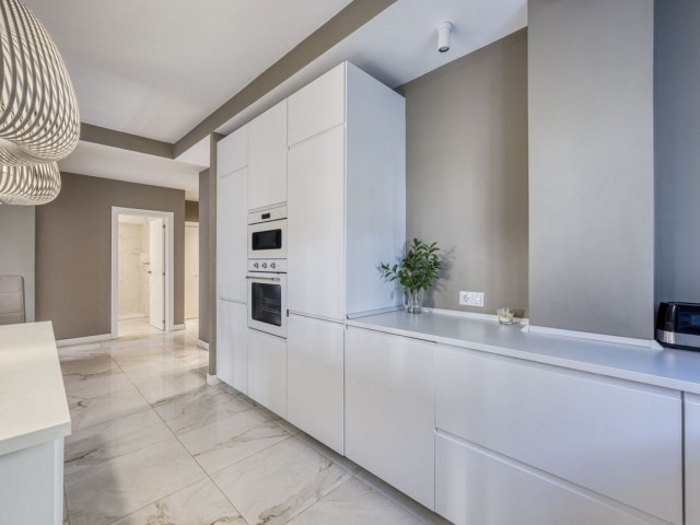 3 Bedrooms Apartment in Puerto Banús