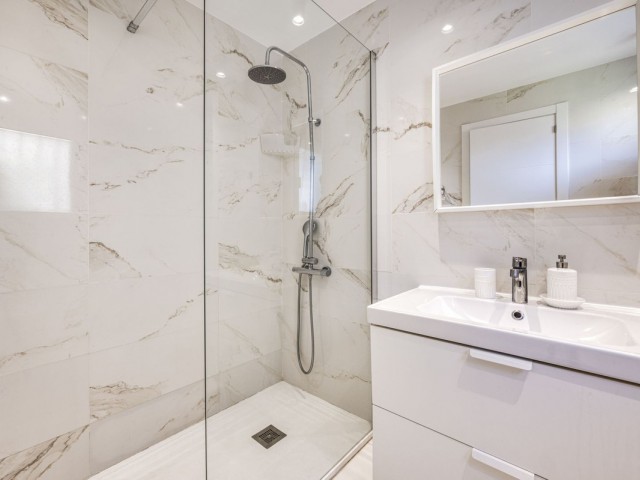 3 Bedrooms Apartment in Puerto Banús