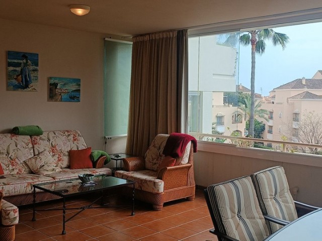 2 Bedrooms Apartment in Marbella