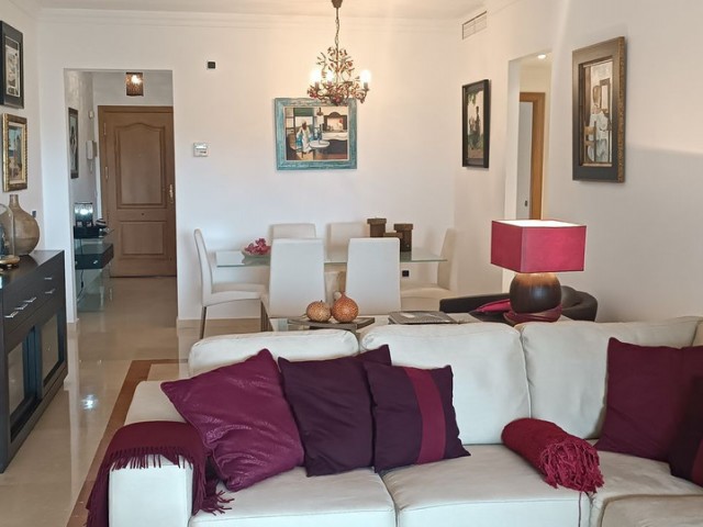 Appartement avec 2 Chambres  à Elviria
