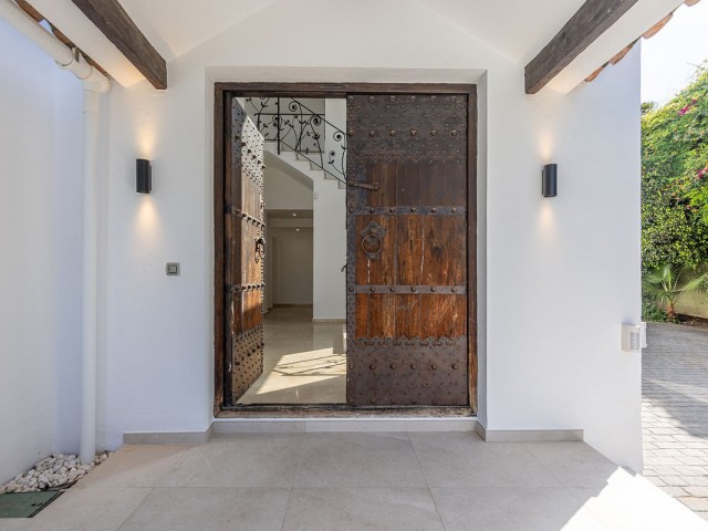 Villa avec 5 Chambres  à El Rosario