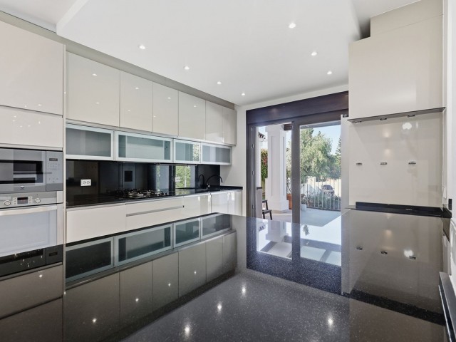 Villa avec 5 Chambres  à El Rosario