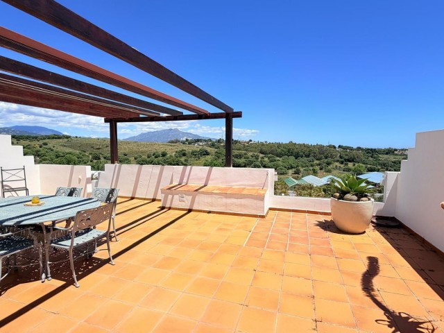 Appartement avec 3 Chambres  à Estepona