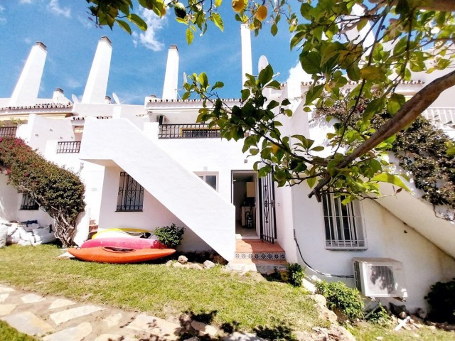 4 Bedrooms Townhouse in Calahonda