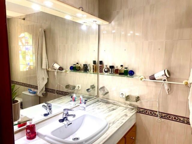 4 Bedrooms Villa in Marbella