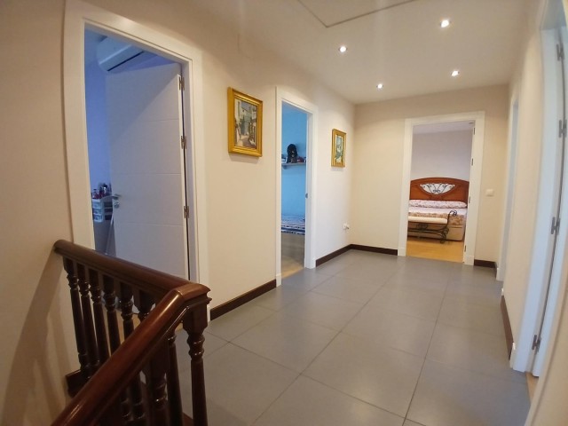 4 Bedrooms Villa in Los Pacos