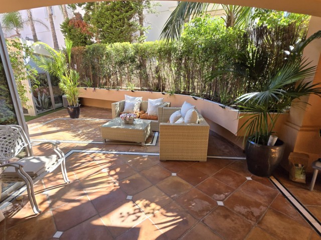 2 Bedrooms Apartment in Puerto Banús
