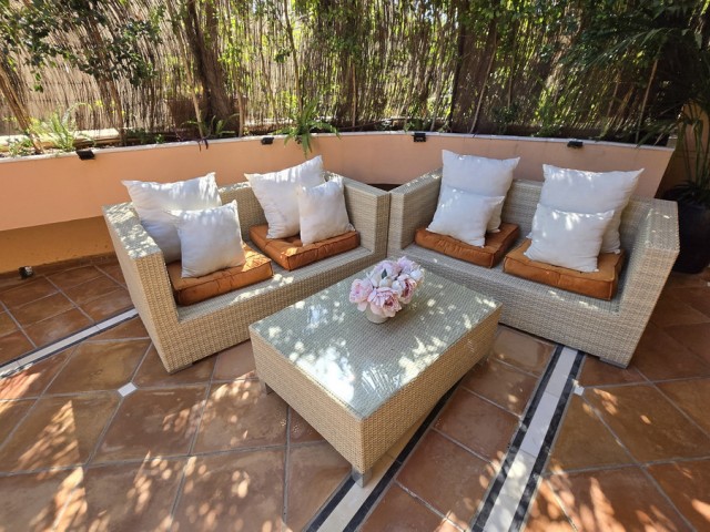 2 Bedrooms Apartment in Puerto Banús