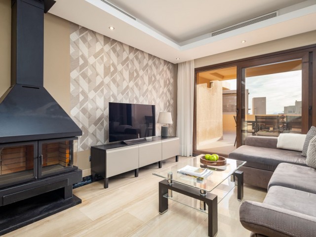 Appartement avec 4 Chambres  à Estepona