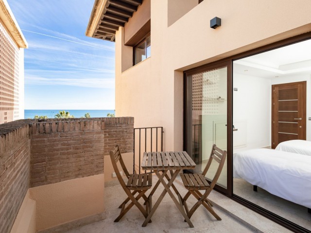 Appartement avec 4 Chambres  à Estepona