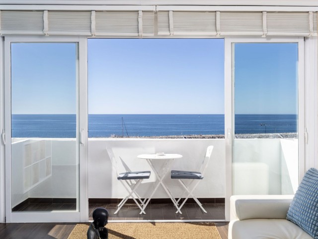 Penthouse, Puerto Banús