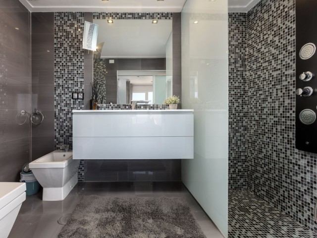 Penthouse in Puerto Banús