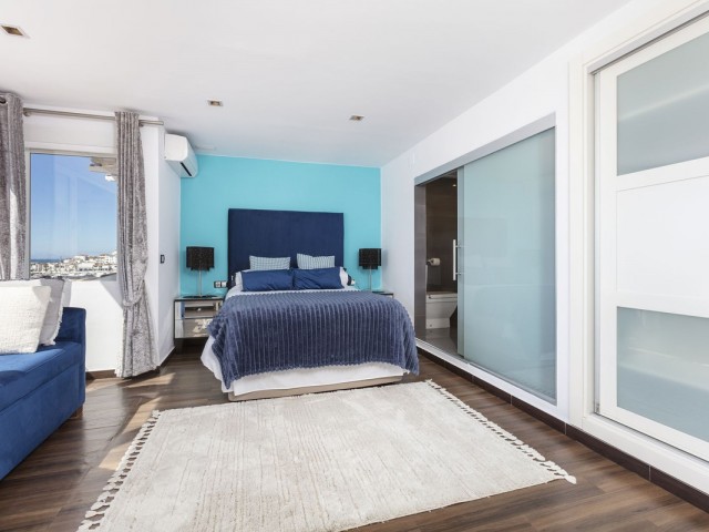 Penthouse in Puerto Banús