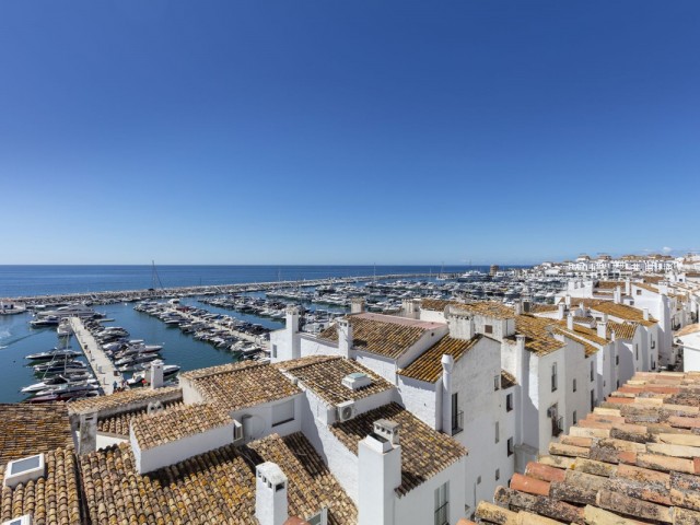 Penthouse in Puerto Banús