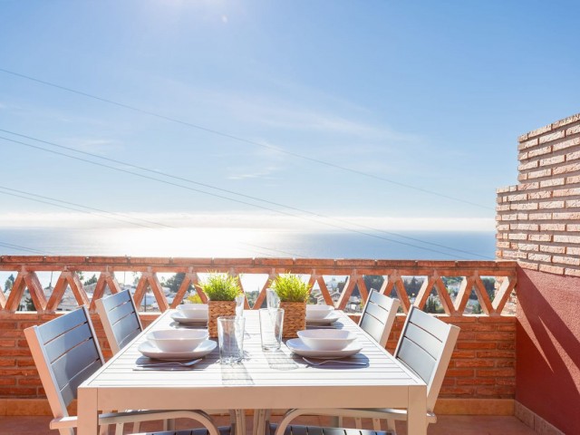 3 Bedrooms Apartment in Carvajal