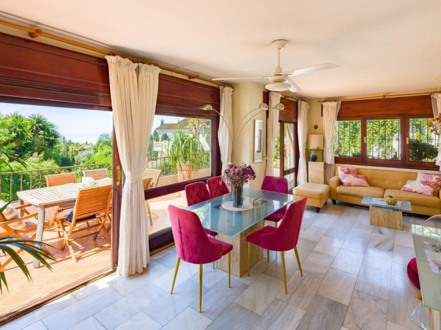 4 Bedrooms Townhouse in Marbella