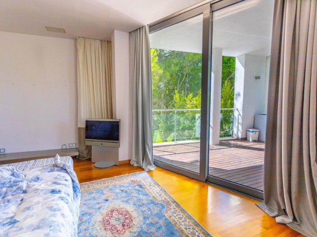 4 Bedrooms Villa in The Golden Mile